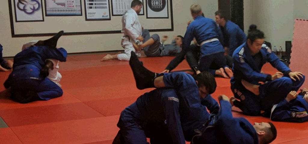 Triangle chokes in fundamentals BJJ in Mansfield